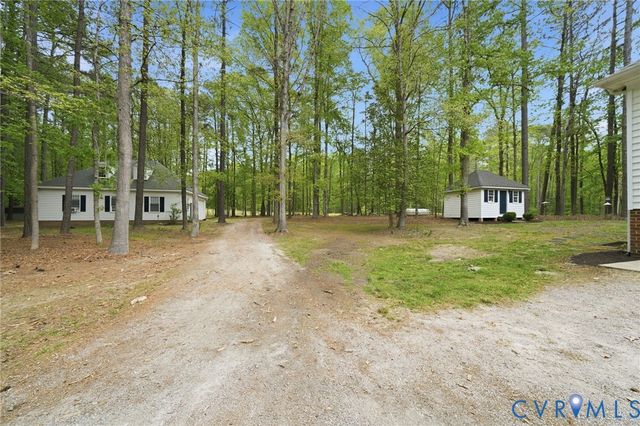 10424 Windam Hill Rd, Glen Allen, VA 23059