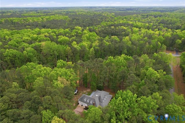 10424 Windam Hill Rd, Glen Allen, VA 23059