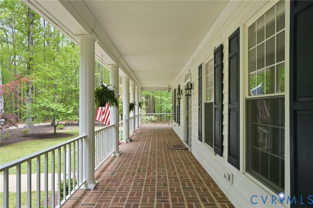 10424 Windam Hill Rd, Glen Allen, VA 23059