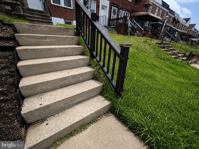 3704 LYNDALE AVE, Baltimore, MD 21213