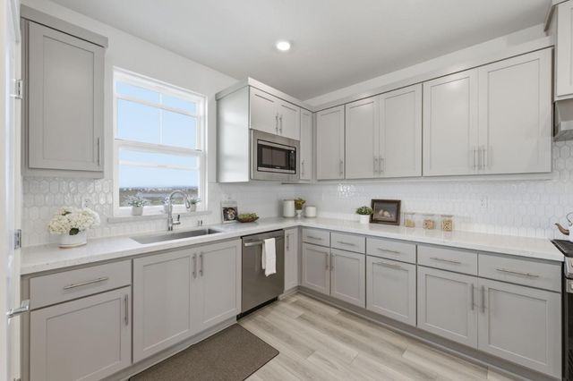 9415 Hidden Harbor Way, Newark, CA 94560