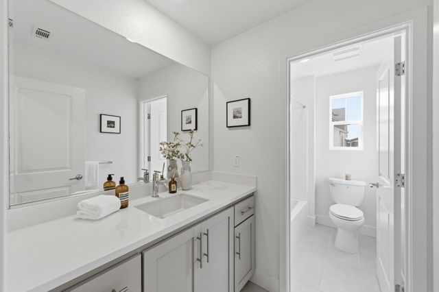 9415 Hidden Harbor Way, Newark, CA 94560