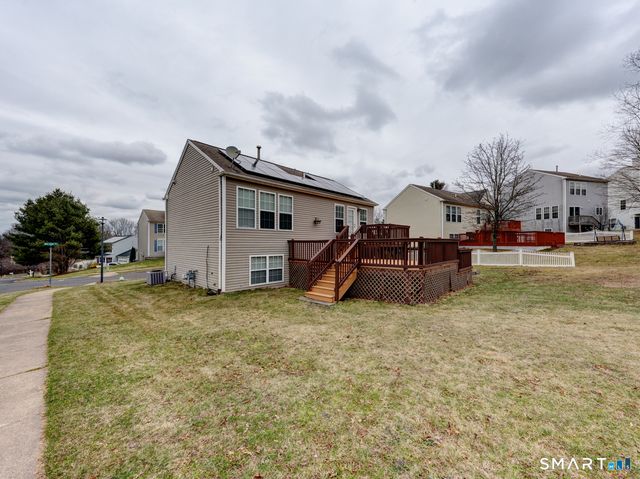 6 Wilson Way, Manchester, CT 06040