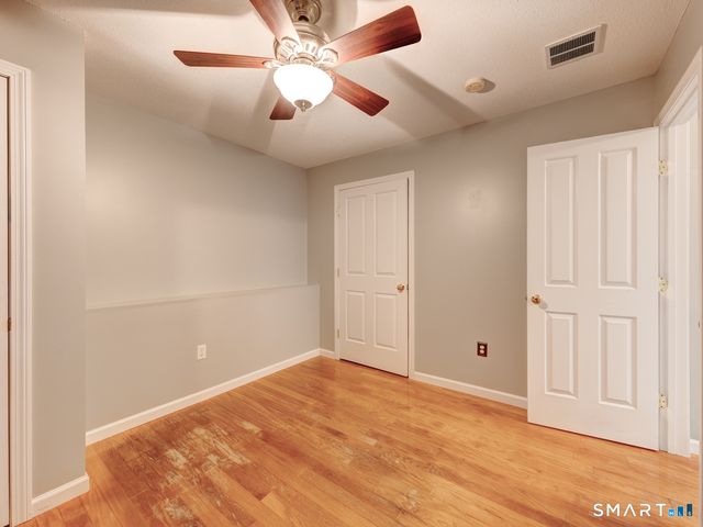 6 Wilson Way, Manchester, CT 06040