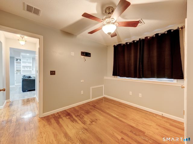 6 Wilson Way, Manchester, CT 06040