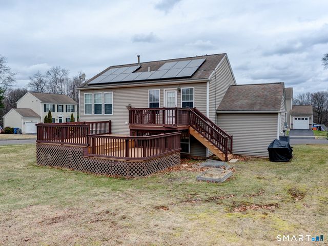 6 Wilson Way, Manchester, CT 06040