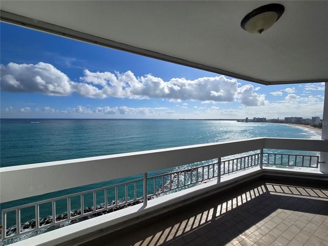 3205 ISLA VERDE AVENUE 1405, Carolina, PR 00979
