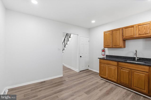 1010 S 3RD ST, Camden, NJ 08103