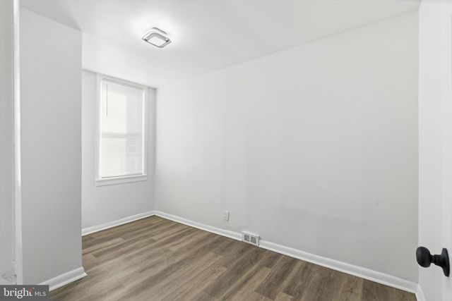 1010 S 3RD ST, Camden, NJ 08103