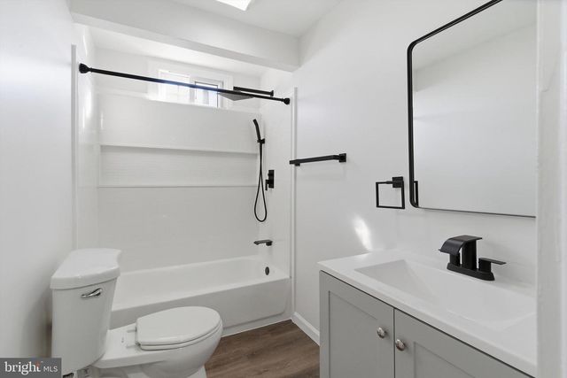 1010 S 3RD ST, Camden, NJ 08103