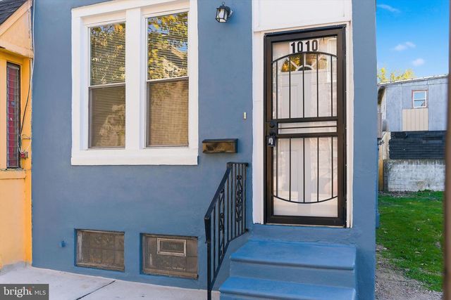 1010 S 3RD ST, Camden, NJ 08103