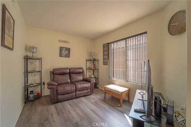 1297 Green Island, Banning, CA 92220