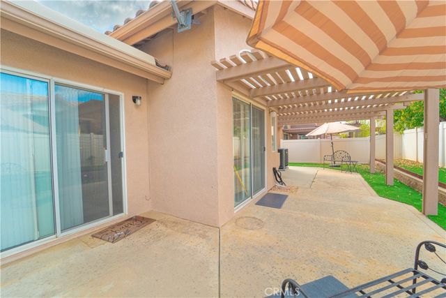 1297 Green Island, Banning, CA 92220