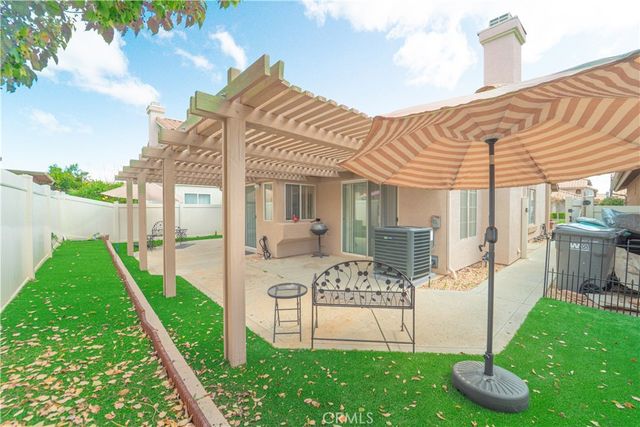 1297 Green Island, Banning, CA 92220