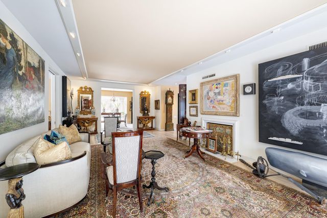 1814 Larchmont Road, Houston, TX 77019