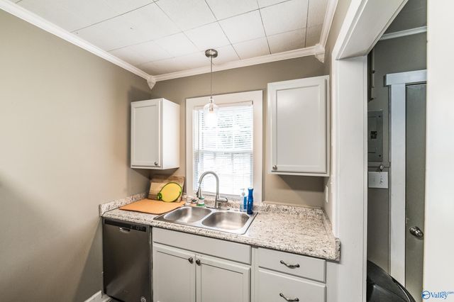 1212 Halsey Avenue, Huntsville, AL 35801