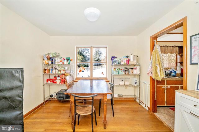 11812 ROBINWOOD DR, Hagerstown, MD 21742