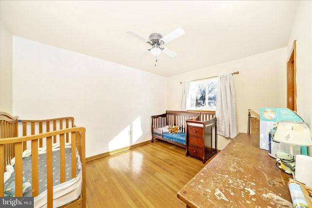 11812 ROBINWOOD DR, Hagerstown, MD 21742