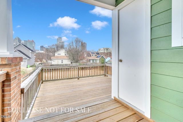 312 Chavis Way, Raleigh, NC 27601