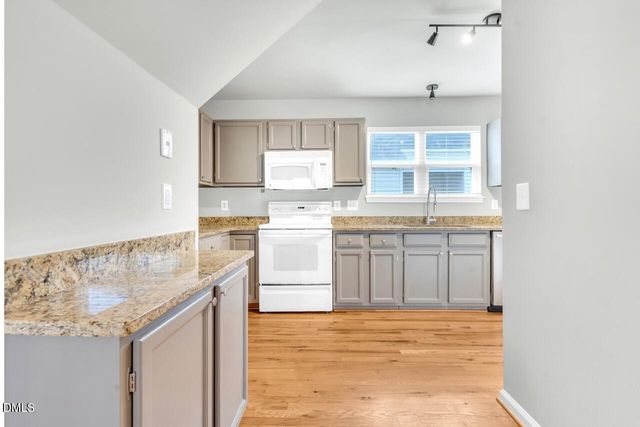 312 Chavis Way, Raleigh, NC 27601