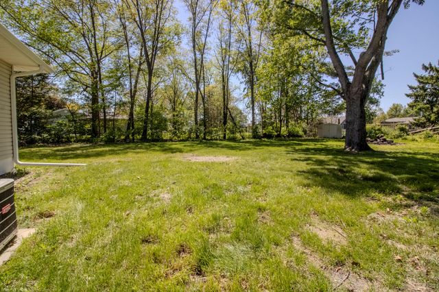 6175 S John Street, North Judson, IN 46366