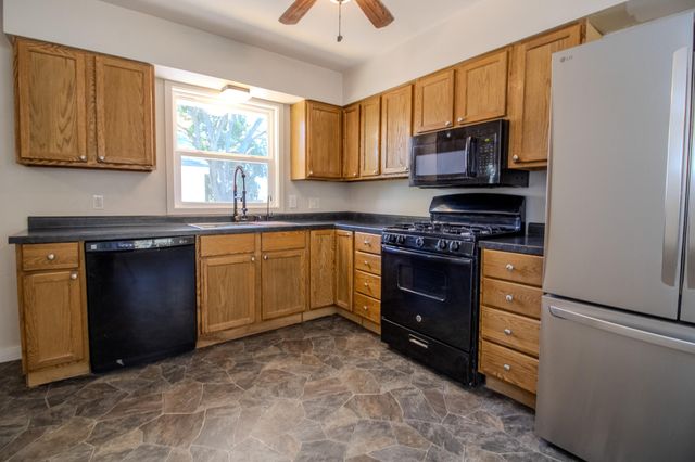 6175 S John Street, North Judson, IN 46366