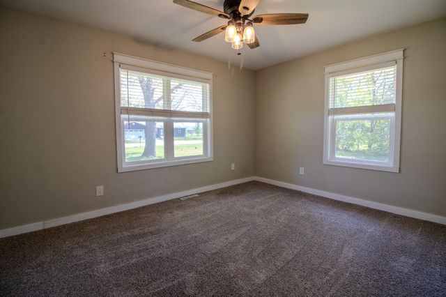 6175 S John Street, North Judson, IN 46366