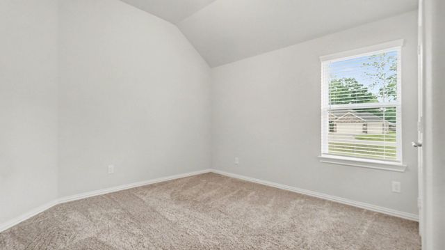 17 Road 6615, Dayton, TX 77535