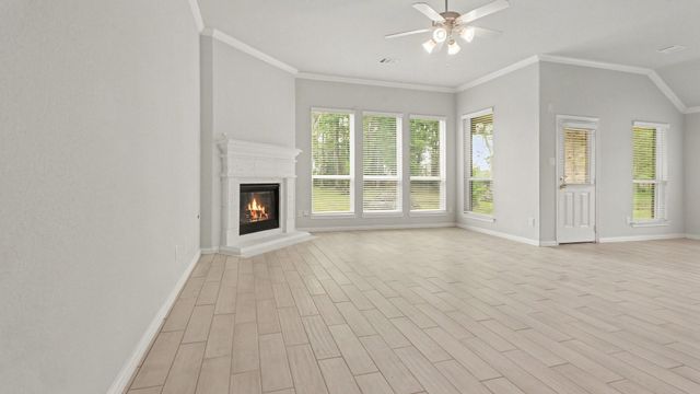 17 Road 6615, Dayton, TX 77535