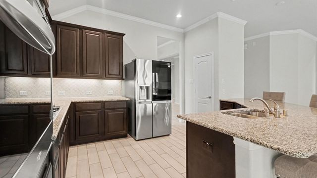 17 Road 6615, Dayton, TX 77535