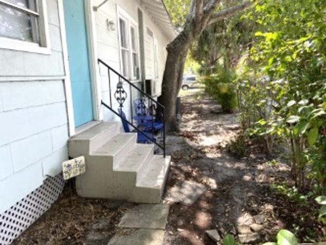 1955 16th Avenue B-back unit, Vero Beach, FL 32960