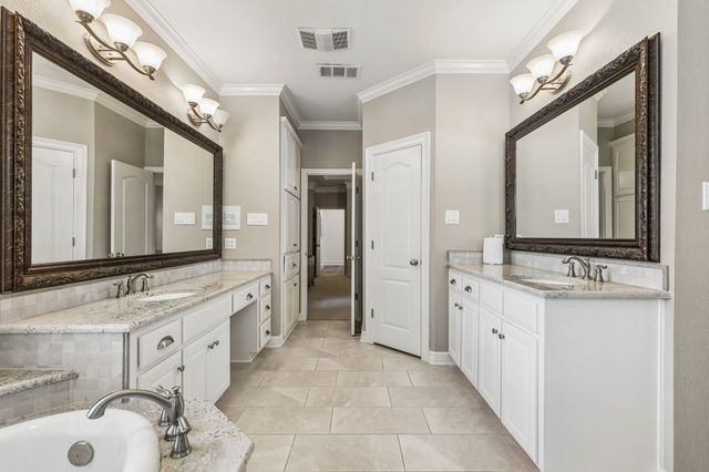 5401 Hidden Valley Court, Mansfield, TX 76063