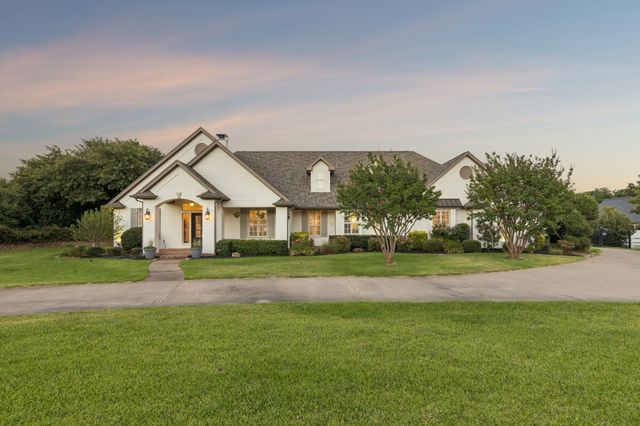 5401 Hidden Valley Court, Mansfield, TX 76063