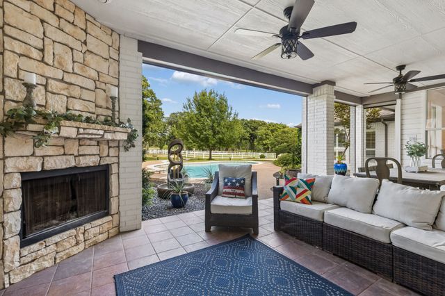 5401 Hidden Valley Court, Mansfield, TX 76063