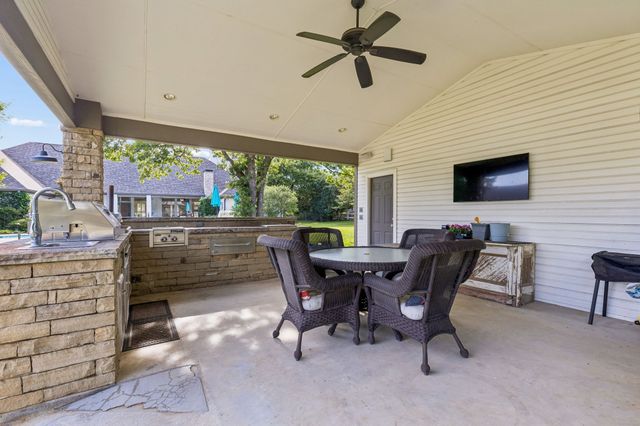 5401 Hidden Valley Court, Mansfield, TX 76063