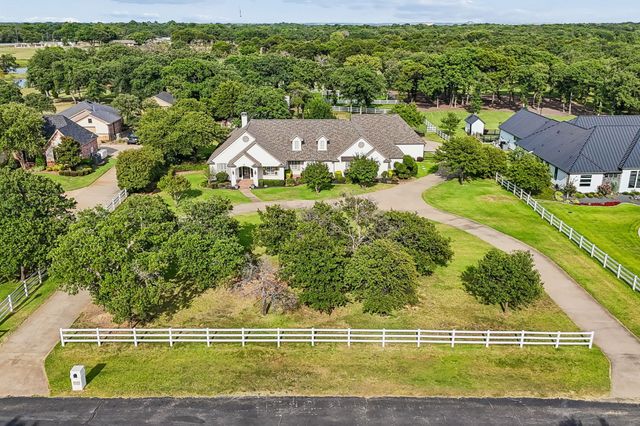 5401 Hidden Valley Court, Mansfield, TX 76063