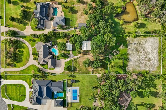5401 Hidden Valley Court, Mansfield, TX 76063