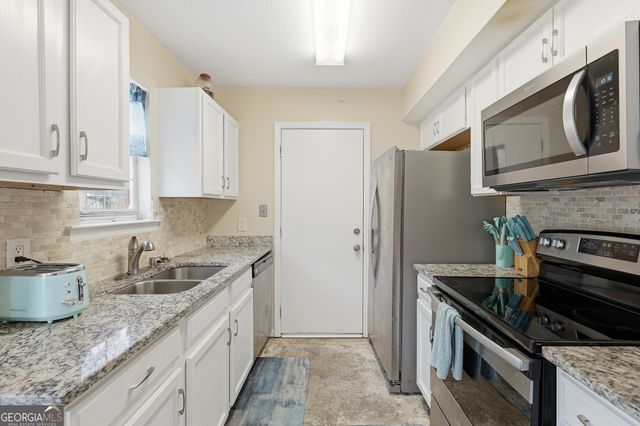 7245 Garfield Street, Savannah, GA 31406