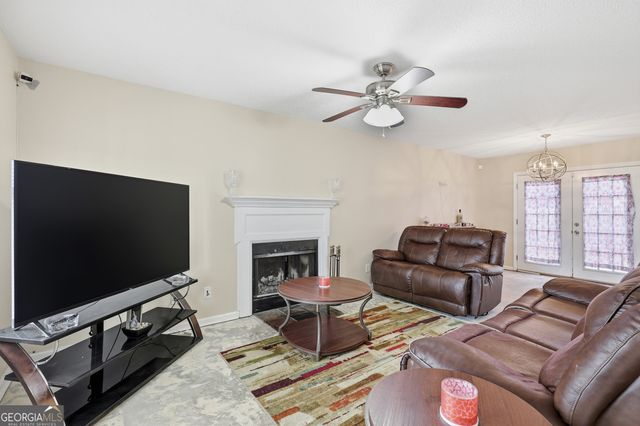 7245 Garfield Street, Savannah, GA 31406