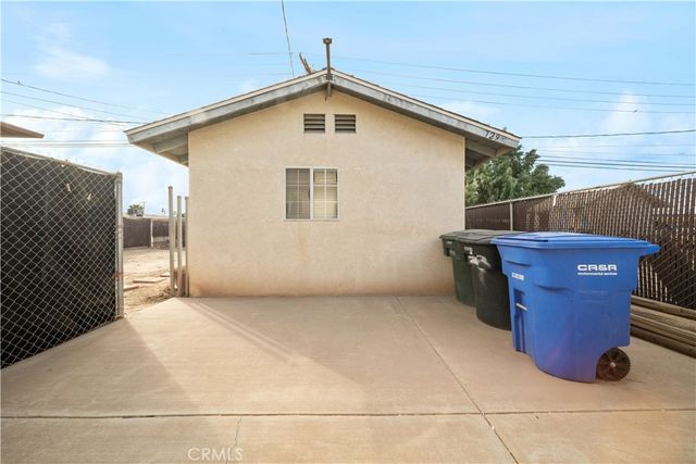 727 El Centro Avenue, El Centro, CA 92243