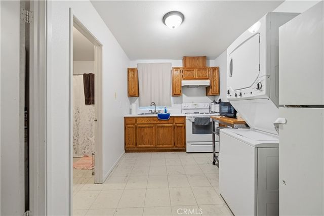 727 El Centro Avenue, El Centro, CA 92243