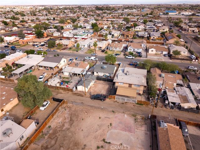 727 El Centro Avenue, El Centro, CA 92243