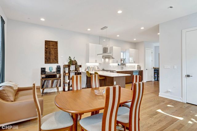 1920 S Shelby Court, Chicago, IL 60608