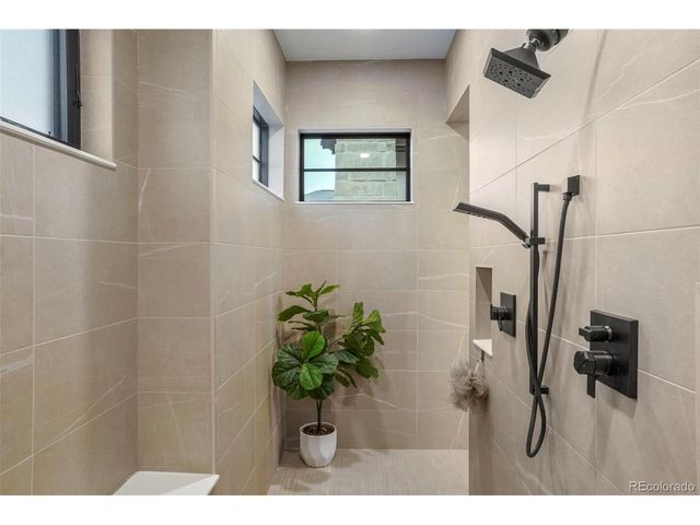 1544 King Mick Ct, Castle Rock, CO 80104