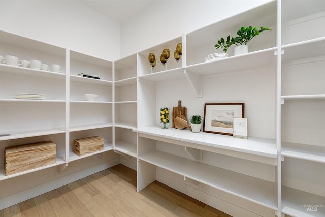 9127 W River Otter Dr, Boise, ID 83714