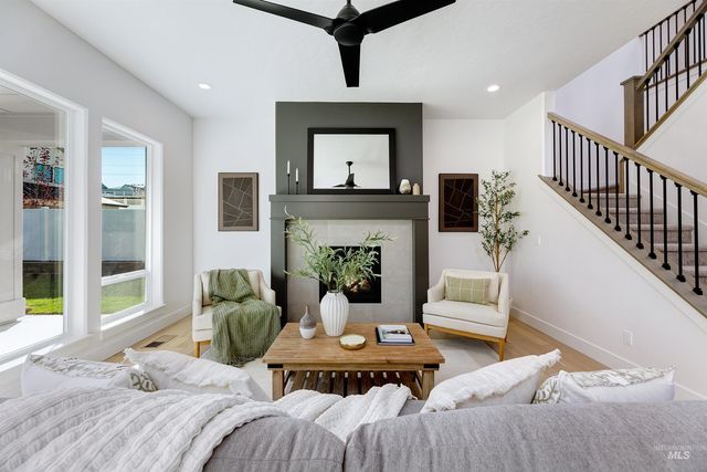 9127 W River Otter Dr, Boise, ID 83714