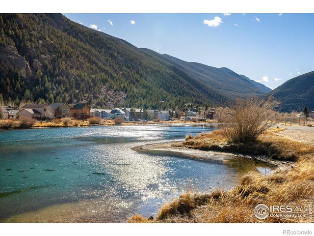 2121 Hummingbird Way 3-201, Georgetown, CO 80444