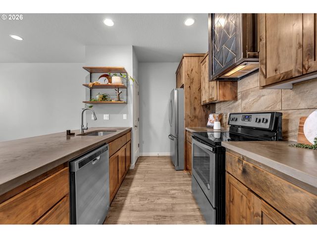 179 N 44TH Pl, Ridgefield, WA 98642