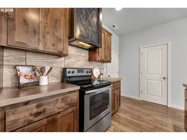 179 N 44TH Pl, Ridgefield, WA 98642