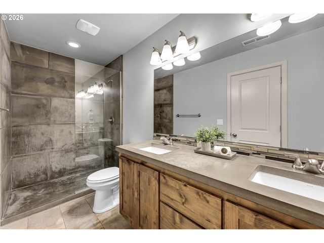 179 N 44TH Pl, Ridgefield, WA 98642